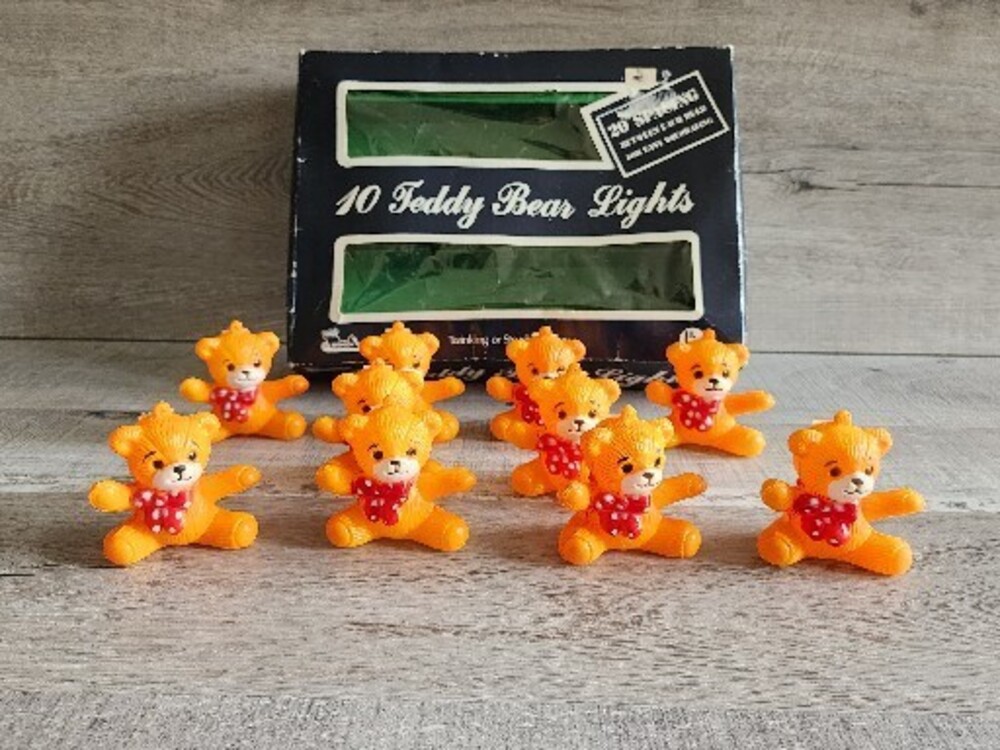 Vintage Bronson (10) Teddy Bear Blow Mold Plastic Christmas Tree Light Holders